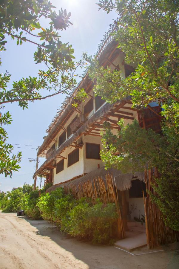 Holbox Deluxe Apartments Exteriör bild
