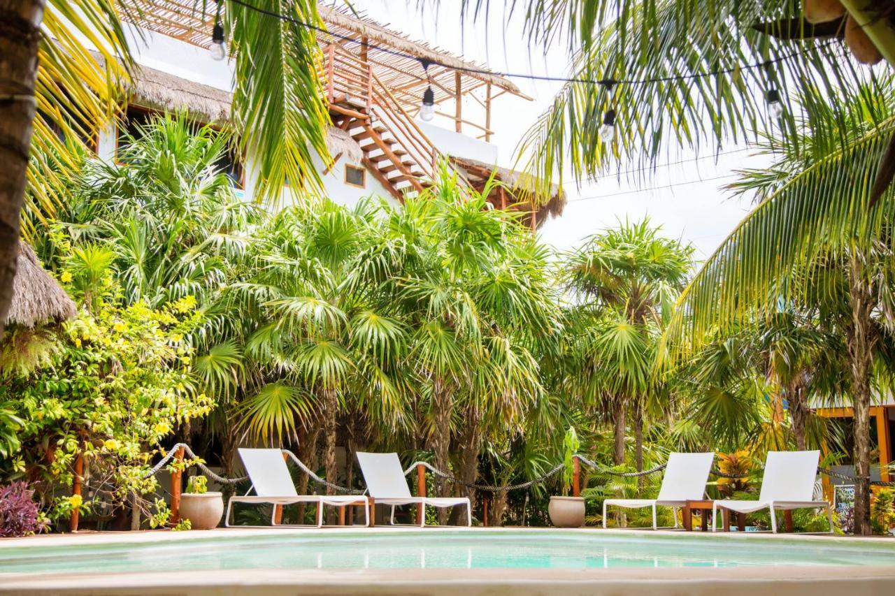 Holbox Deluxe Apartments Exteriör bild