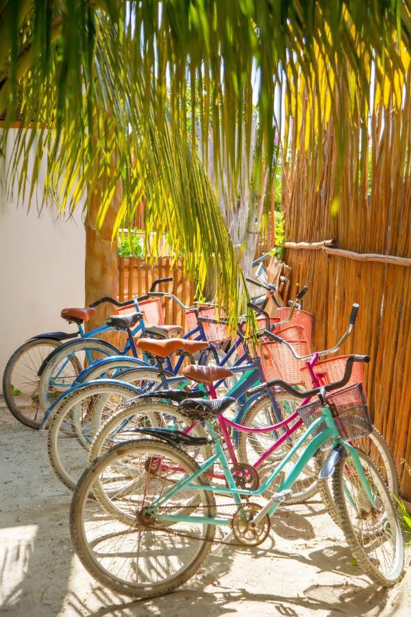 Holbox Deluxe Apartments Exteriör bild