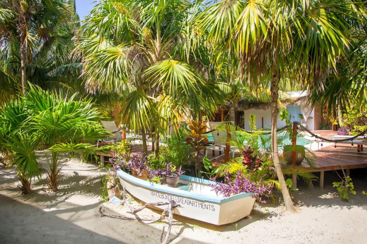 Holbox Deluxe Apartments Exteriör bild
